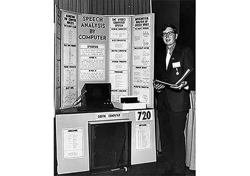 Inventor Análisis del habla por computadora, 1971